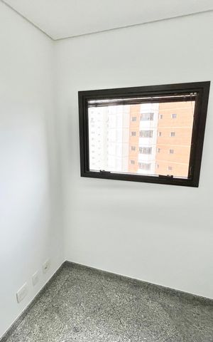 Apartamento à venda com 290m², 5 quartos e 4 vagas Apartamento à venda com 290m², 5 quartos e 4 vagasQuarto de ServiçoQuarto de Serviço 2