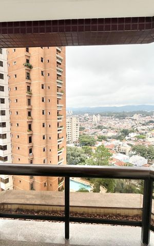 Apartamento à venda com 290m², 5 quartos e 4 vagas Apartamento à venda com 290m², 5 quartos e 4 vagasQuarto 2 - Suíte Varanda