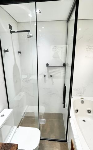 Apartamento à venda com 290m², 5 quartos e 4 vagas Apartamento à venda com 290m², 5 quartos e 4 vagasBanheiro da Suíte 2