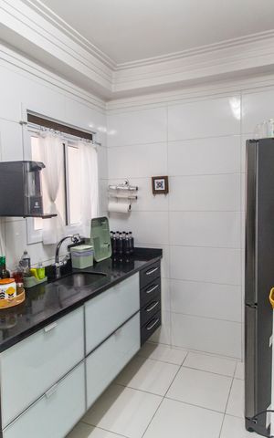 Apartamento à venda com 85m², 2 quartos e 2 vagas Apartamento à venda com 85m², 2 quartos e 2 vagasCozinha