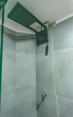 Apartamento à venda com 98m², 2 quartos e 2 vagasBanheiro da Suíte