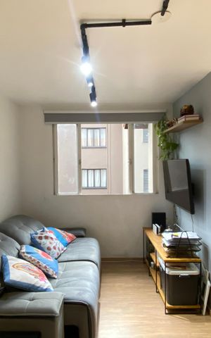 Apartamento à venda com 45m², 2 quartos e 1 vaga Apartamento à venda com 45m², 2 quartos e 1 vagaSala