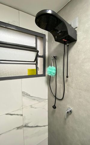 Apartamento à venda com 45m², 2 quartos e 1 vaga Apartamento à venda com 45m², 2 quartos e 1 vagaBanheiro