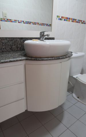 Casa à venda com 125m², 4 quartos e 2 vagasLavabo