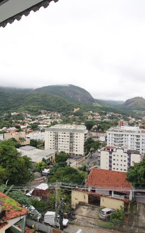 Casa à venda com 125m², 4 quartos e 2 vagasQuarto 4 - Vista