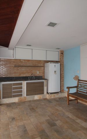 Casa à venda com 125m², 4 quartos e 2 vagasChurrasqueira