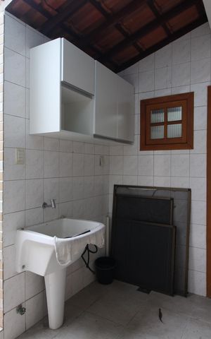 Casa à venda com 125m², 4 quartos e 2 vagasÁrea de Serviço