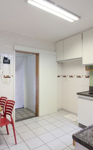 Casa à venda com 125m², 4 quartos e 2 vagasCozinha