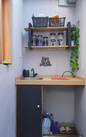 Casa à venda com 80m², 2 quartos e 1 vagaÁrea de Serviço