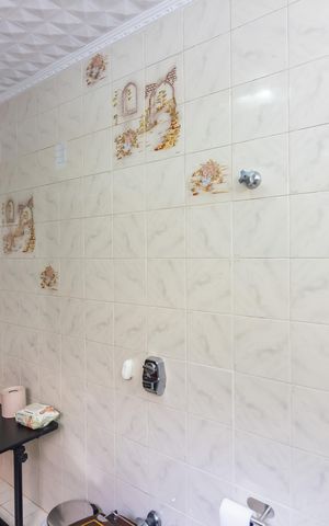 Casa à venda com 185m², 3 quartos e 2 vagas