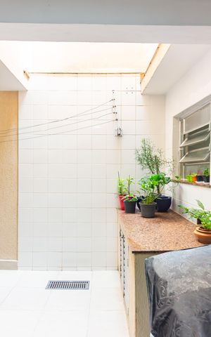 Casa à venda com 185m², 3 quartos e 2 vagas