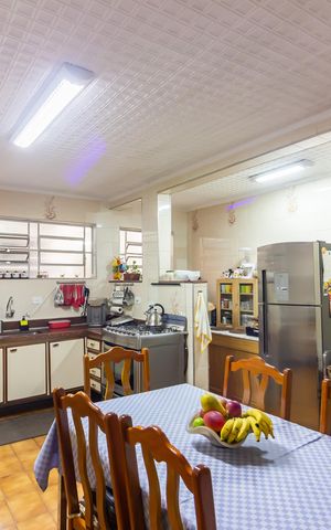 Casa à venda com 185m², 3 quartos e 2 vagas