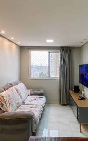 Apartamento à venda com 41m², 2 quartos e 1 vaga Apartamento à venda com 41m², 2 quartos e 1 vagaSala