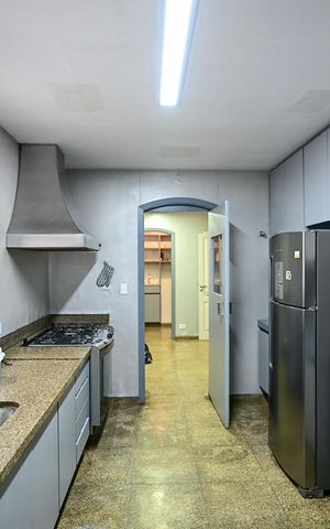 Casa à venda com 1406m², 4 quartos e 4 vagasCozinha