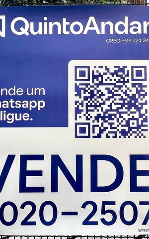 Casa à venda com 206m², 4 quartos e 2 vagas Casa à venda com 206m², 4 quartos e 2 vagasPlaca