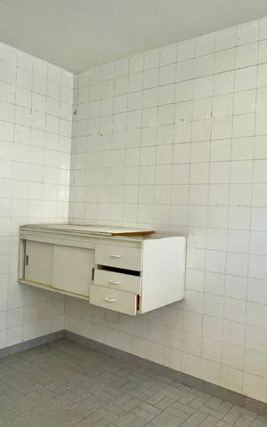 Casa à venda com 206m², 4 quartos e 2 vagas Casa à venda com 206m², 4 quartos e 2 vagasLavanderia