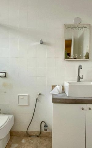 Casa à venda com 206m², 4 quartos e 2 vagas Casa à venda com 206m², 4 quartos e 2 vagasBanheiro da Suíte