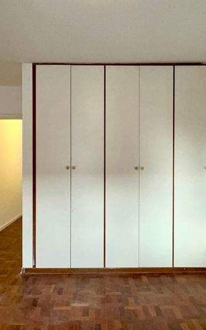 Casa à venda com 206m², 4 quartos e 2 vagas Casa à venda com 206m², 4 quartos e 2 vagasQuarto 2