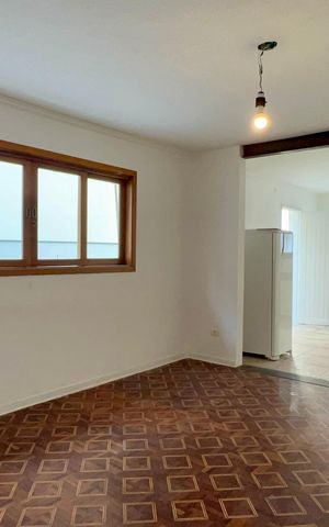 Casa à venda com 206m², 4 quartos e 2 vagas Casa à venda com 206m², 4 quartos e 2 vagasSala de Jantar