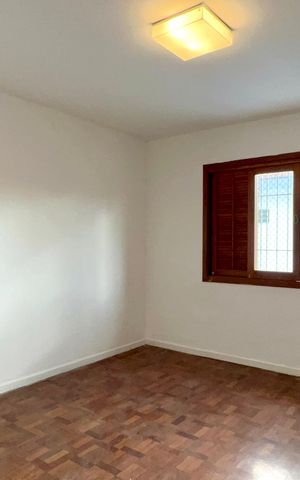Casa à venda com 206m², 4 quartos e 2 vagas Casa à venda com 206m², 4 quartos e 2 vagasQuarto 2