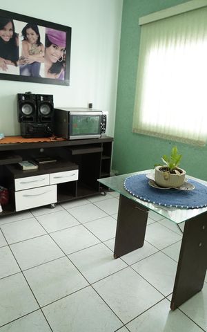 Casa à venda com 300m², 3 quartos e 3 vagas