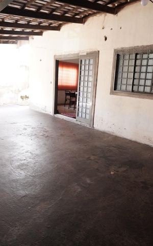 Casa à venda com 300m², 3 quartos e 3 vagas