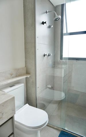Apartamento à venda com 143m², 4 quartos e 3 vagas Apartamento à venda com 143m², 4 quartos e 3 vagasSuíte 1 - Banheiro