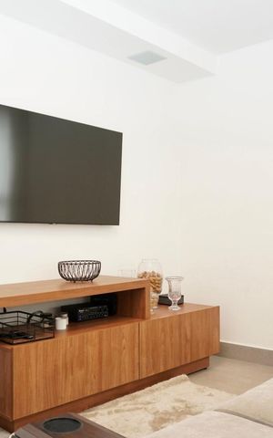 Apartamento à venda com 143m², 4 quartos e 3 vagas Apartamento à venda com 143m², 4 quartos e 3 vagasSala