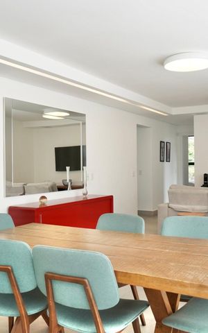 Apartamento à venda com 143m², 4 quartos e 3 vagas Apartamento à venda com 143m², 4 quartos e 3 vagasSala