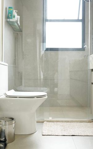Apartamento à venda com 143m², 4 quartos e 3 vagas Apartamento à venda com 143m², 4 quartos e 3 vagasSuíte 2 - Banheiro