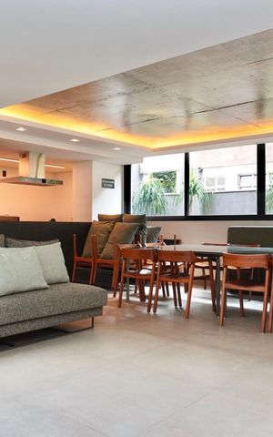 Apartamento à venda com 143m², 4 quartos e 3 vagas Apartamento à venda com 143m², 4 quartos e 3 vagasÁrea comum - Salão de festas