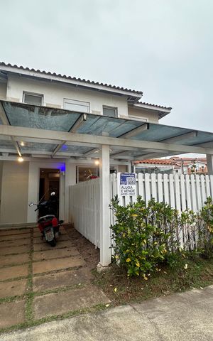 Casa de condomínio para alugar com 147m², 3 quartos e 2 vagas Casa de condomínio para alugar com 147m², 3 quartos e 2 vagasFachada
