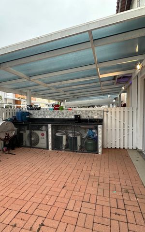 Casa de condomínio para alugar com 147m², 3 quartos e 2 vagas Casa de condomínio para alugar com 147m², 3 quartos e 2 vagasQuintal