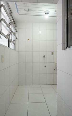 Apartamento à venda com 71m², 2 quartos e 1 vagaÁrea de Serviço