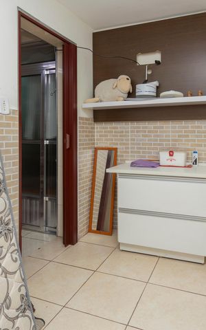 Casa à venda com 180m², 4 quartos e 2 vagasQuarto Suíte