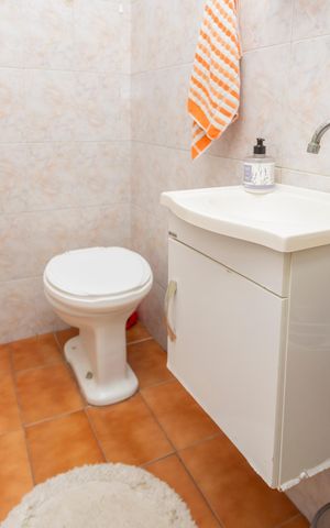 Casa à venda com 180m², 4 quartos e 2 vagasBanheiro da Suíte