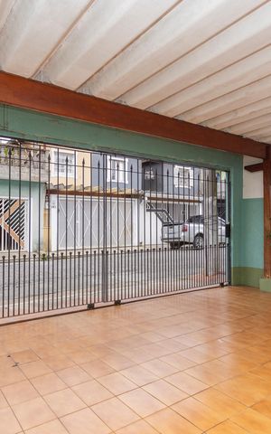 Casa à venda com 180m², 4 quartos e 2 vagasGaragem