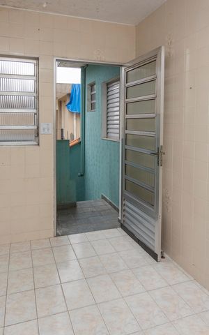 Casa à venda com 180m², 4 quartos e 2 vagasCozinha - Edícula
