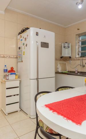 Casa à venda com 180m², 4 quartos e 2 vagasCozinha