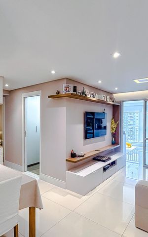 Apartamento à venda com 102m², 3 quartos e 2 vagasSala