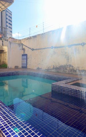 Casa para alugar com 350m², 5 quartos e 2 vagasPiscina