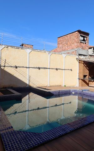 Casa para alugar com 350m², 5 quartos e 2 vagasPiscina