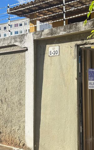 Casa para alugar com 350m², 5 quartos e 2 vagasFachada