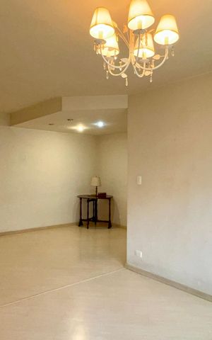 Apartamento à venda com 107m², 3 quartos e 1 vaga Apartamento à venda com 107m², 3 quartos e 1 vagaSala
