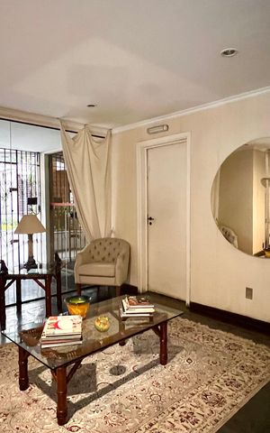 Apartamento à venda com 150m², 3 quartos e 2 vagas Apartamento à venda com 150m², 3 quartos e 2 vagasHall de entrada