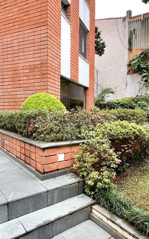 Apartamento à venda com 150m², 3 quartos e 2 vagas Apartamento à venda com 150m², 3 quartos e 2 vagasEntrada