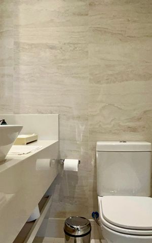 Apartamento à venda com 150m², 3 quartos e 2 vagas Apartamento à venda com 150m², 3 quartos e 2 vagasLavabo