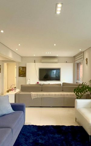 Apartamento à venda com 150m², 3 quartos e 2 vagas Apartamento à venda com 150m², 3 quartos e 2 vagasSala