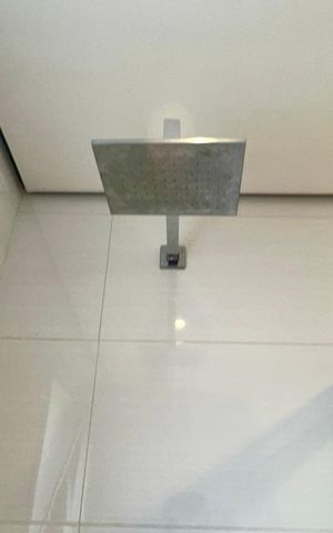 Apartamento à venda com 150m², 3 quartos e 2 vagas Apartamento à venda com 150m², 3 quartos e 2 vagasBanheiro da Suíte