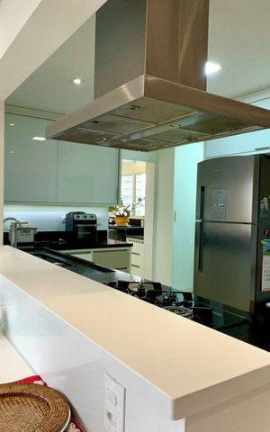 Apartamento à venda com 150m², 3 quartos e 2 vagas Apartamento à venda com 150m², 3 quartos e 2 vagasCozinha